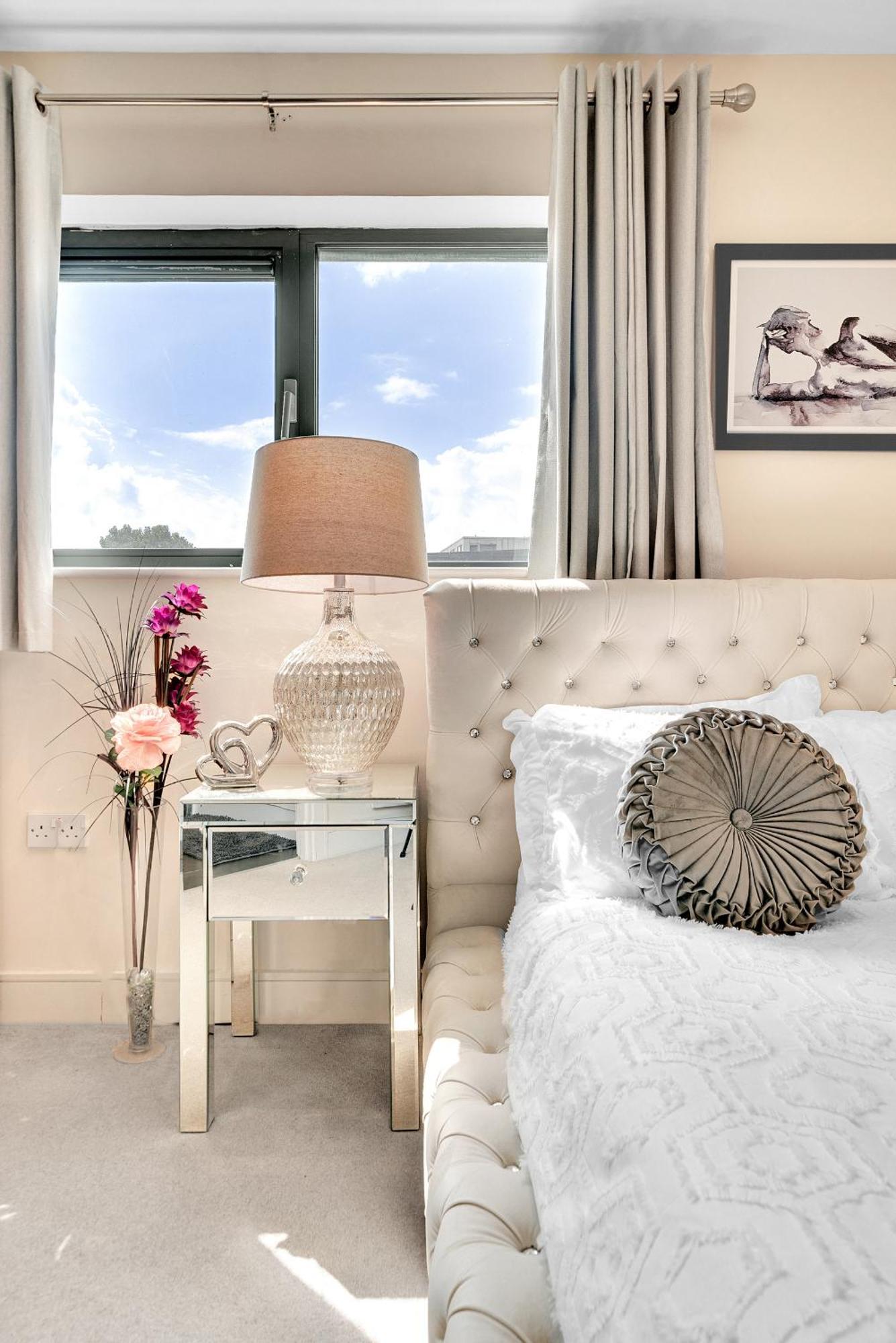 Luxury 2 Bedroom 2 Bathroom - Prime Location In Tower Bridge Bridge Appartamento